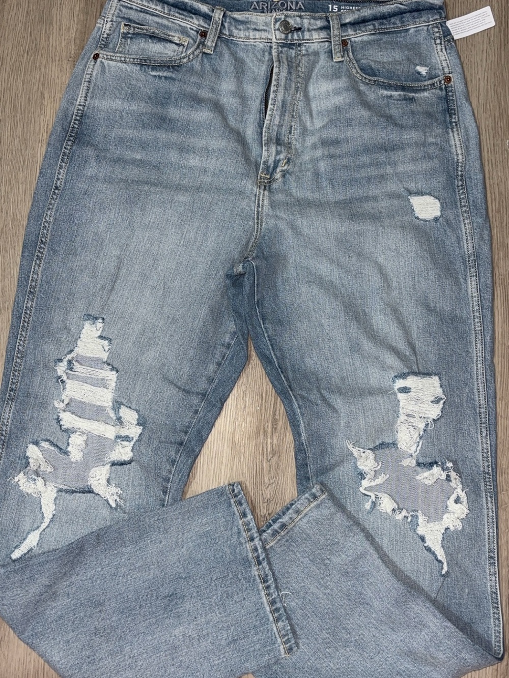 Arizona Jean Company Light Blue Ripped Boyfriend Jeans